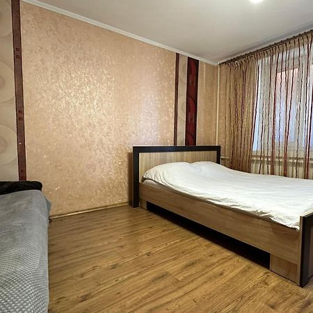 Апартаменти Кравчука, 34А, Порт Сіті Lutsʼk Dış mekan fotoğraf