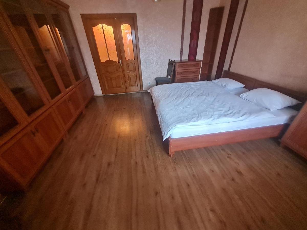 Апартаменти Кравчука, 34А, Порт Сіті Lutsʼk Dış mekan fotoğraf